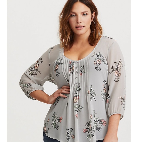 Torrid sheer top - Picture 1 of 5